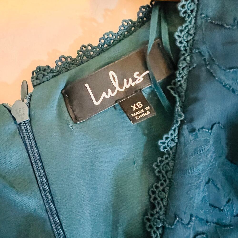 Lulus Sapphire Away Lace Burn Out Long Sleeve Dress Size XS Teal - Picture 5 of 9